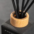 Fresso - Αρωματικό Χώρου με Στικ Molise 100 ml Premium Home Reed Diffuser με FlowScent, Μαύρο Γυάλινο Μπουκάλι και Μαύρα Στικ από Fiberglass - 1 Τεμ. (390020/FRE) - Image 2